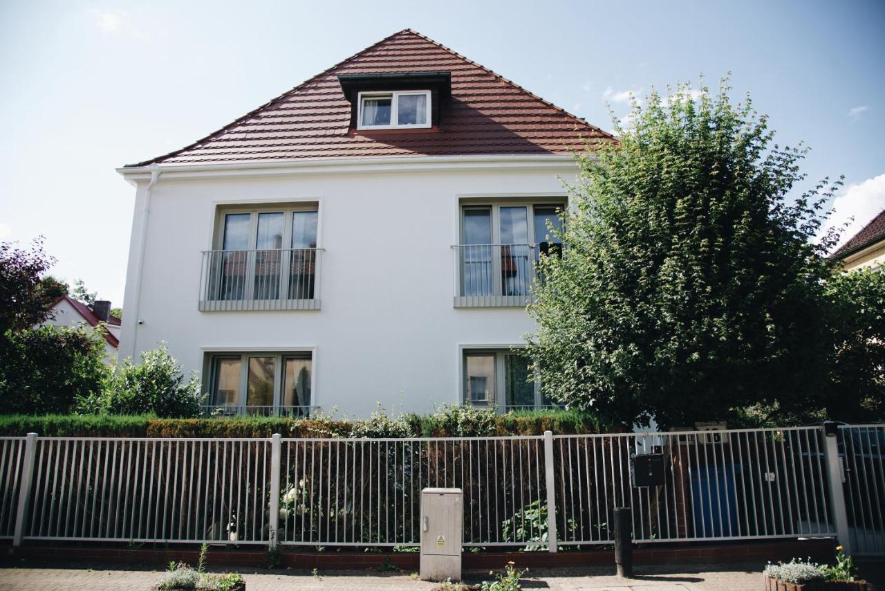 Powiew - B&B Pensjonat Noclegi Swinoujscie - Unterkunft Swinemuende - Guesthouse Tennis Garden Breakfast At Baltic Sea ภายนอก รูปภาพ